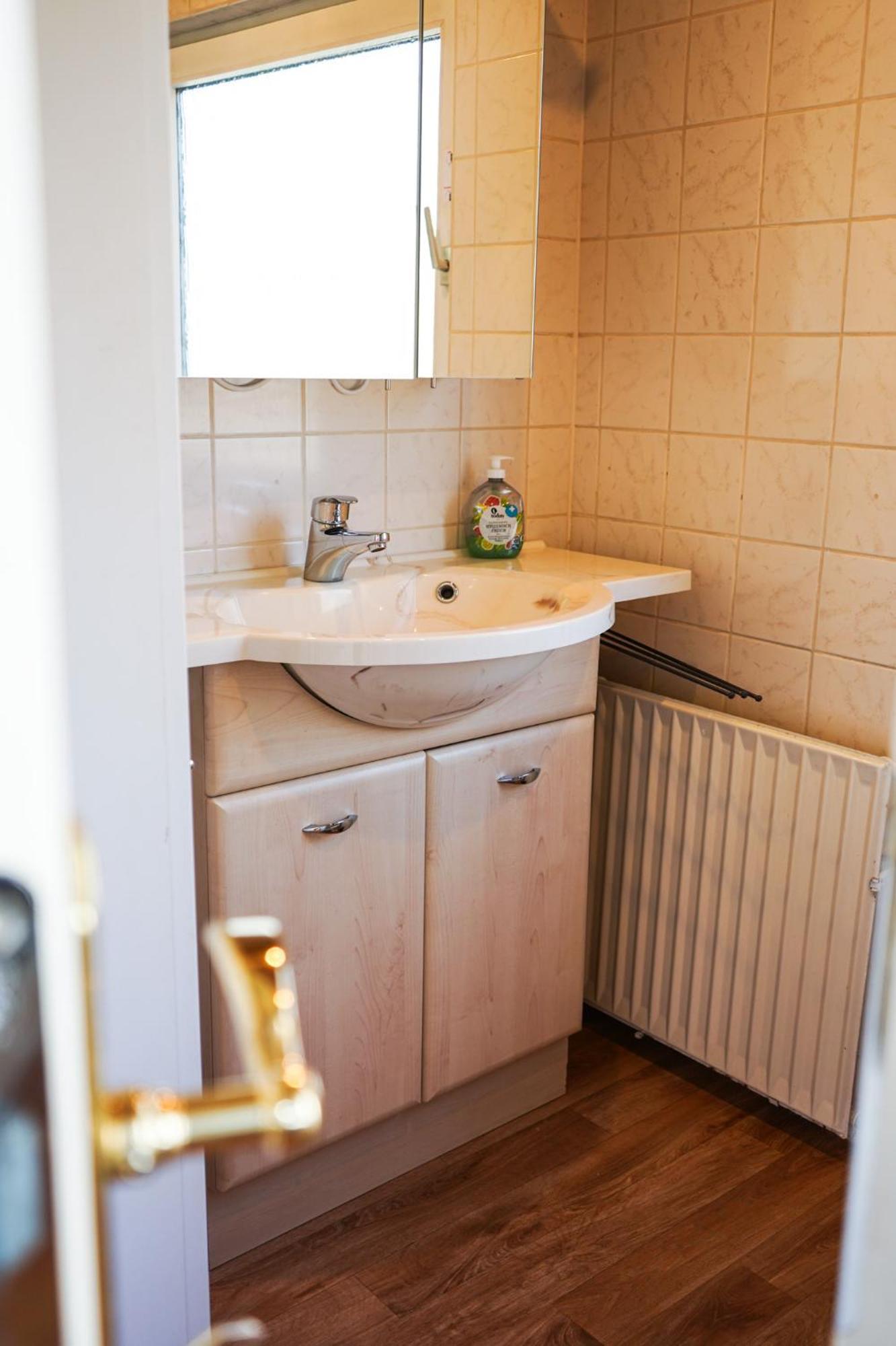 Gemuetliches Haus Mit Grossem Traumhaften Garten BRE Exteriör bild